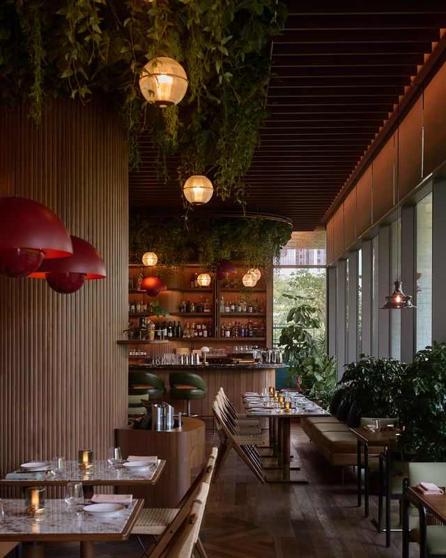 新加坡Kaya餐厅用美国硬木书写温暖设计哲学(图3)