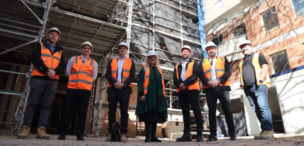 百年靴厂焕发新生：邦迪枢纽历史建筑获澳大利亚顶级木材设计大奖(图3)