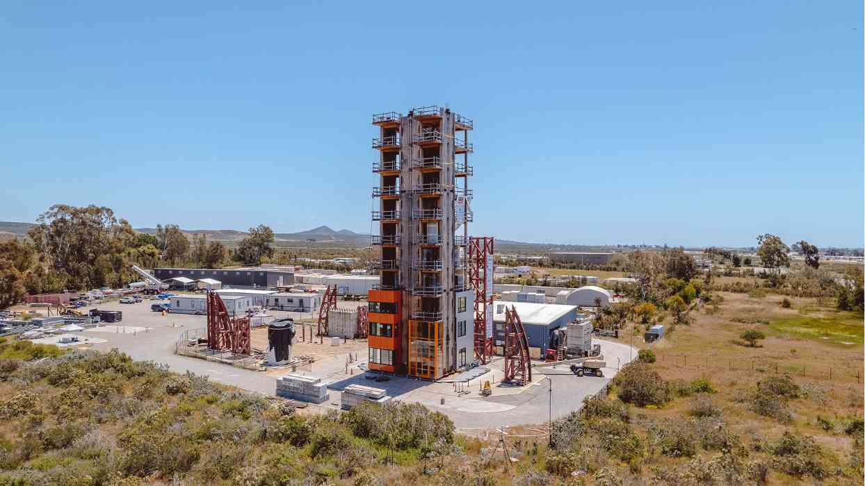 工程奇迹：六层木钢混合建筑成功经受240次地震模拟(图2)